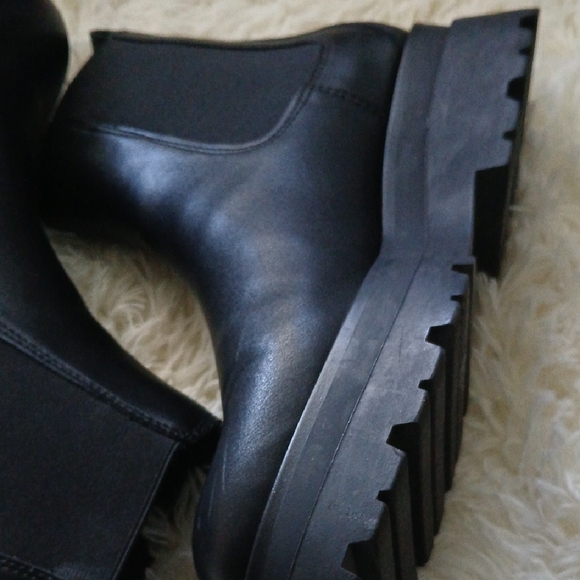 Aldo Black Ankle Boots, 11 main image 16